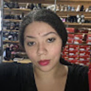 Meet your Posher, Carrie